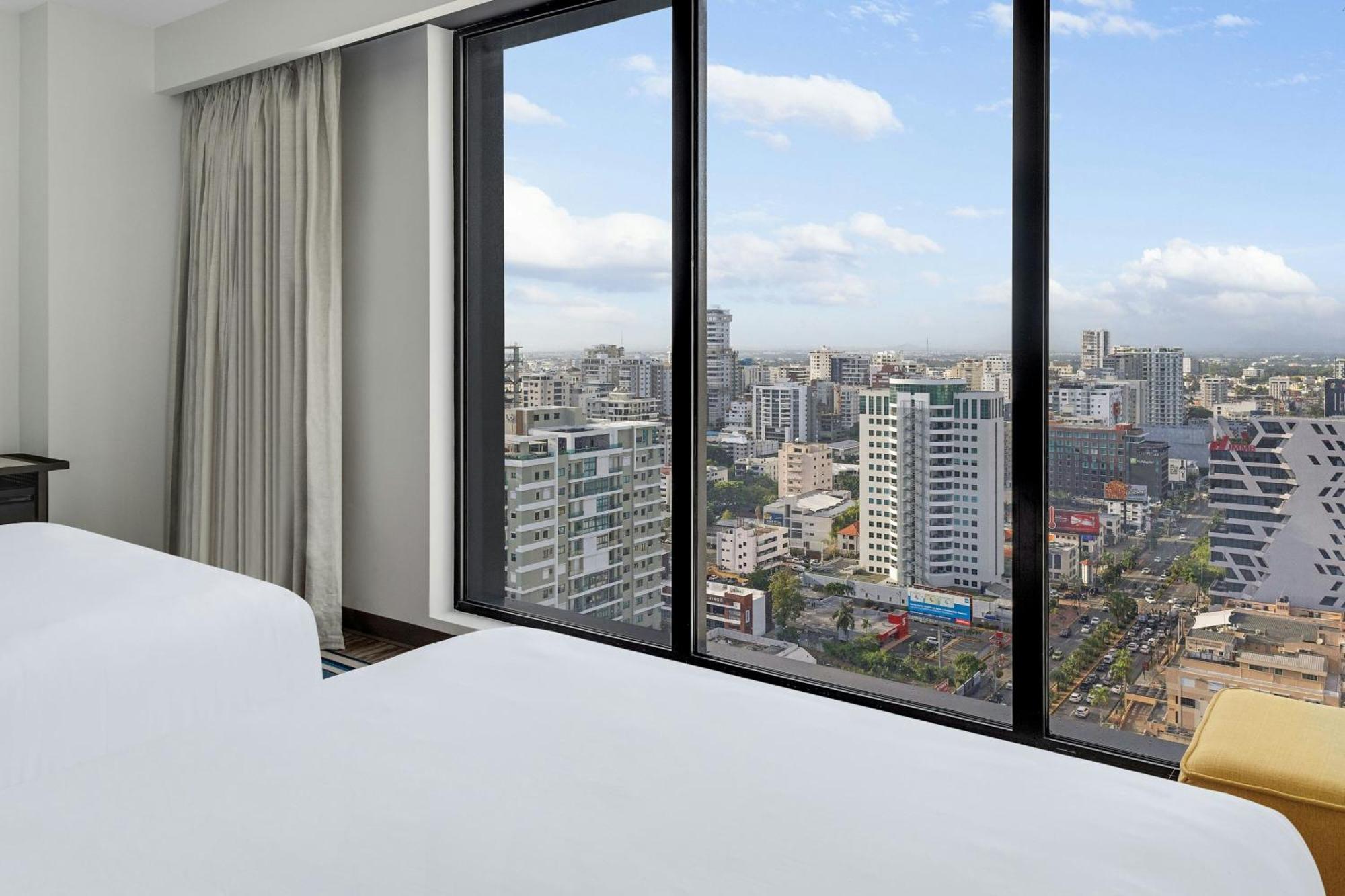Aloft Santo Domingo Piantini Hotel Bagian luar foto